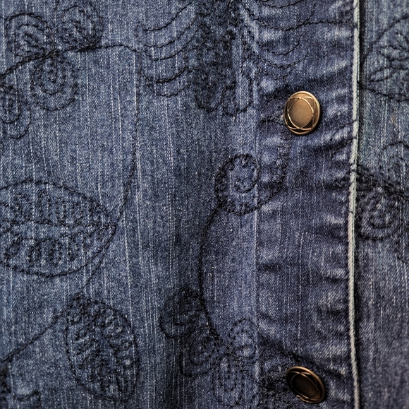 Alfred Dunner Petite | Embroidered Denim Jacket - Picture 2 of 6